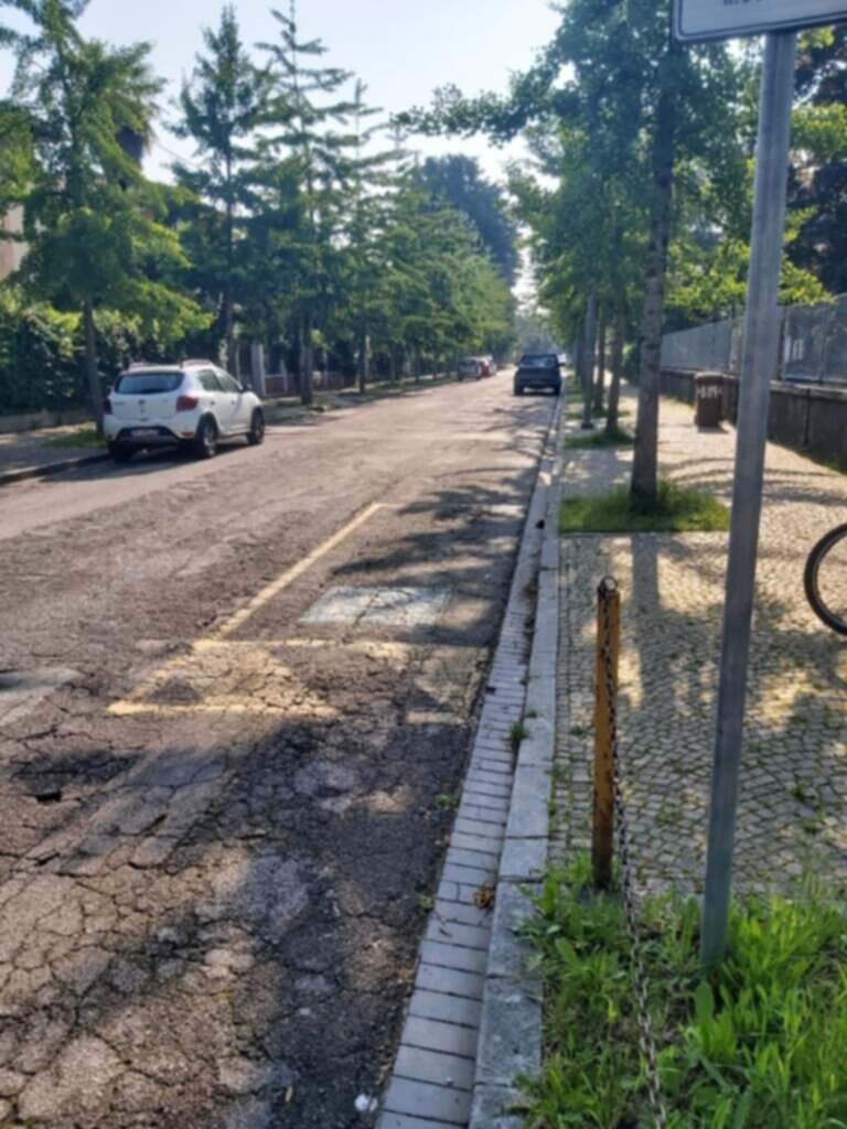 PARCHEGGIO DISABILI PUBBLICO