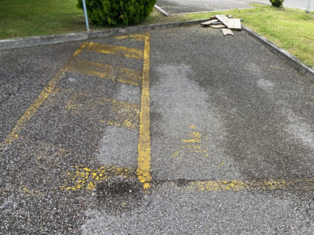 Orzano, parcheggio cimitero