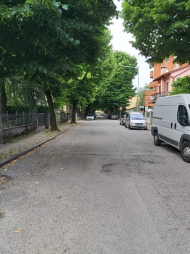 PARCHEGGIO DISABILI PUBBLICO