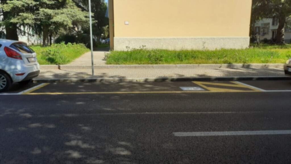 PARCHEGGIO DISABILI PUBBLICO