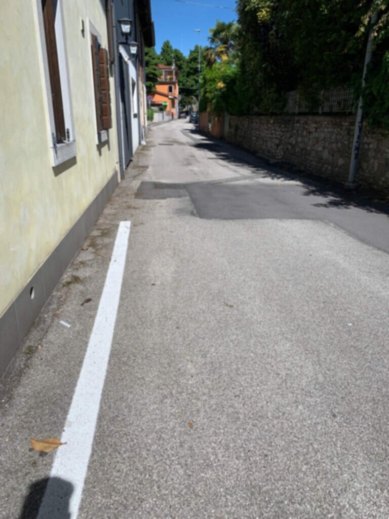 PARCHEGGIO DISABILI PUBBLICO VIA TESSITORI(ASSENTE)