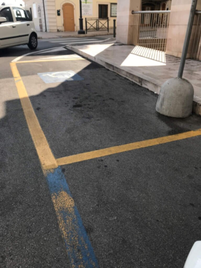 parcheggio disabili