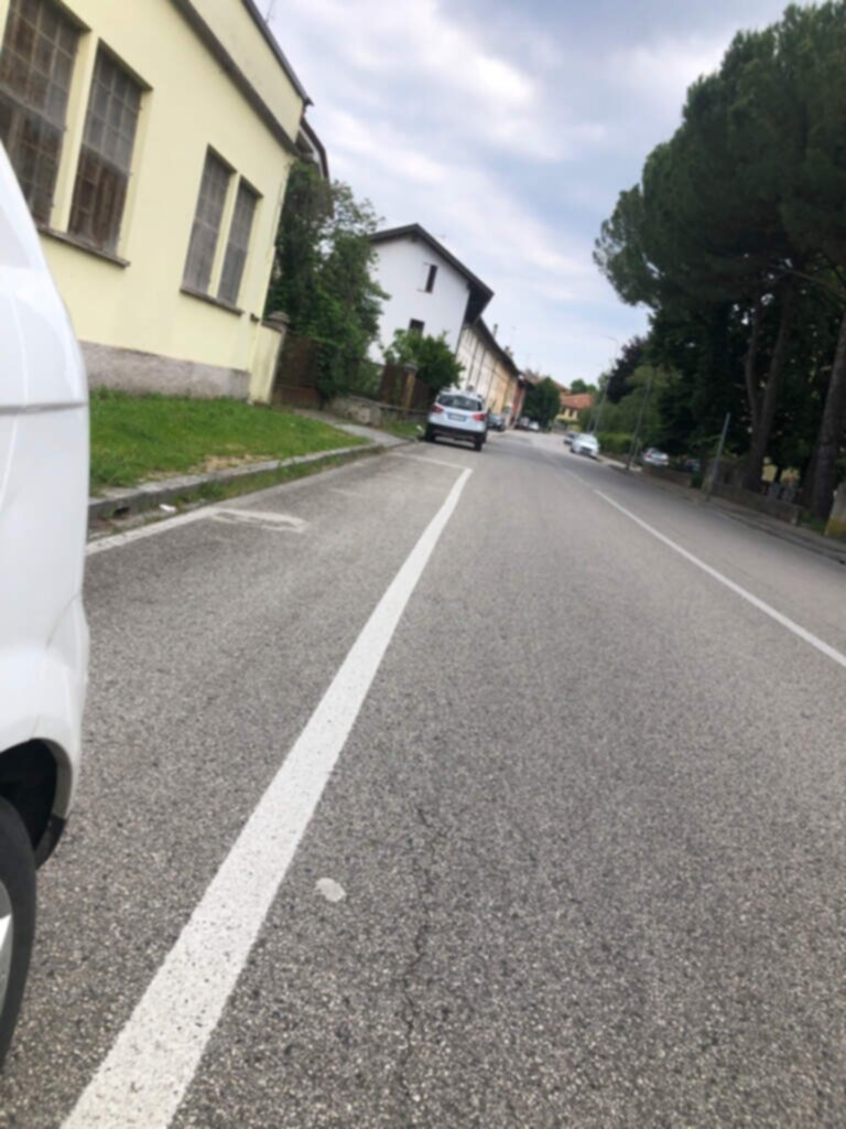 PARCHEGGIO DISABILI PUBBLICO