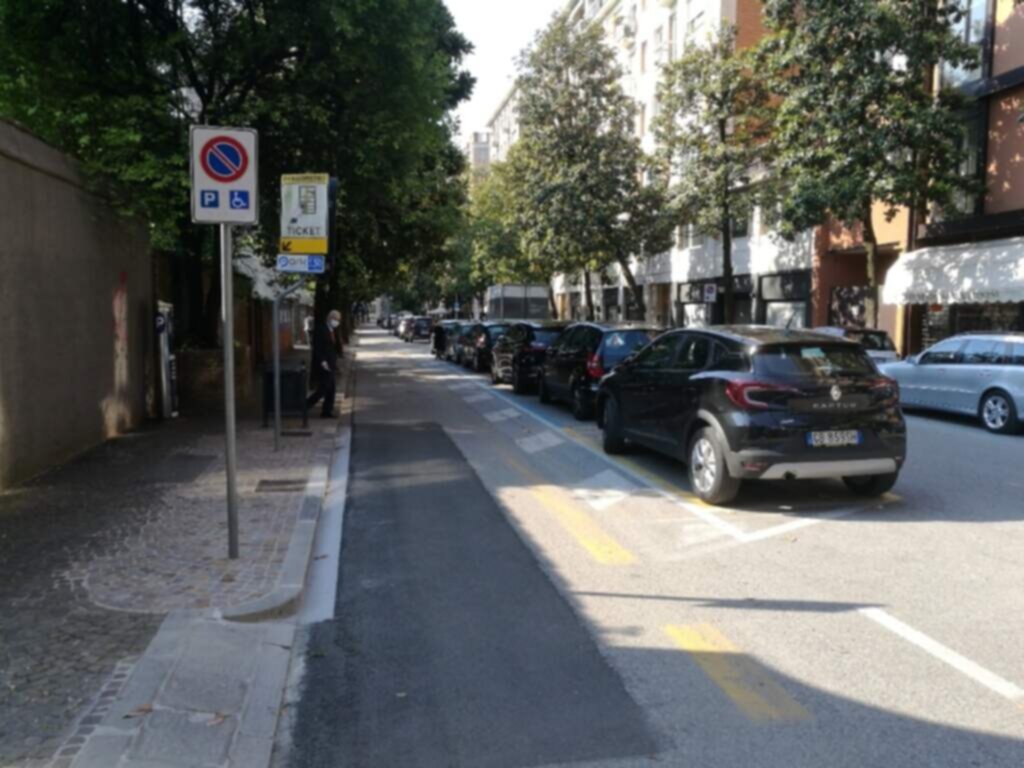 PARCHEGGIO DISABILI PUBBLICO in Via Giovanni Casattini