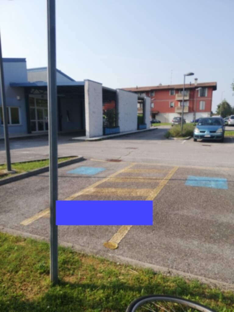 PARCHEGGIO DISABILI Pubblico via Constantino dardi